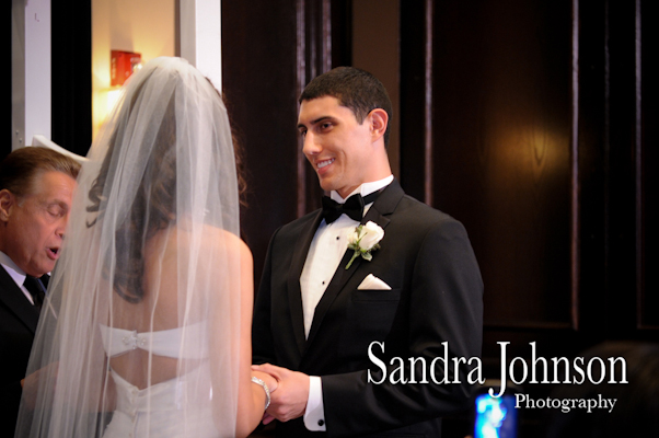 Best Maggiano's Orlando wedding photographer - Sandra Johnson (SJFoto.com)